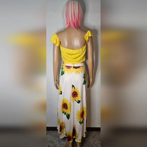 WOMEN'S OFF SHOULDER CROP TOP & SLIT MAXI SKIRT - NWOT - Picture 3 of 4